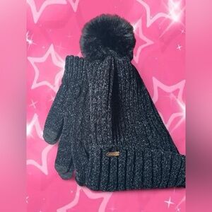 Steve Madden Pom Pom Beanie & Gloves Set 🖤